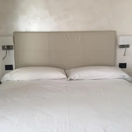 Hotel Parigi 2 & Spa Dalmine Extérieur photo