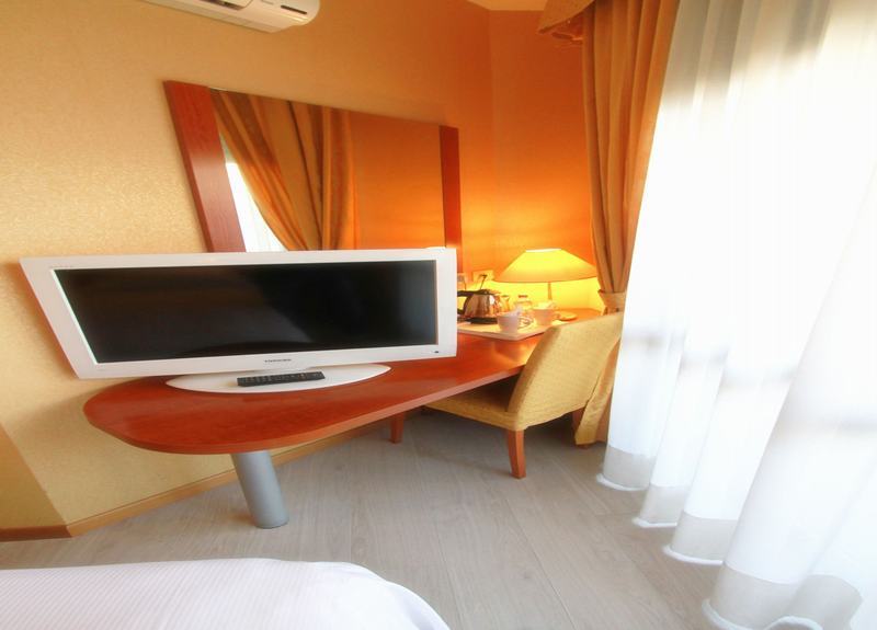Parigi 2 & Hotel